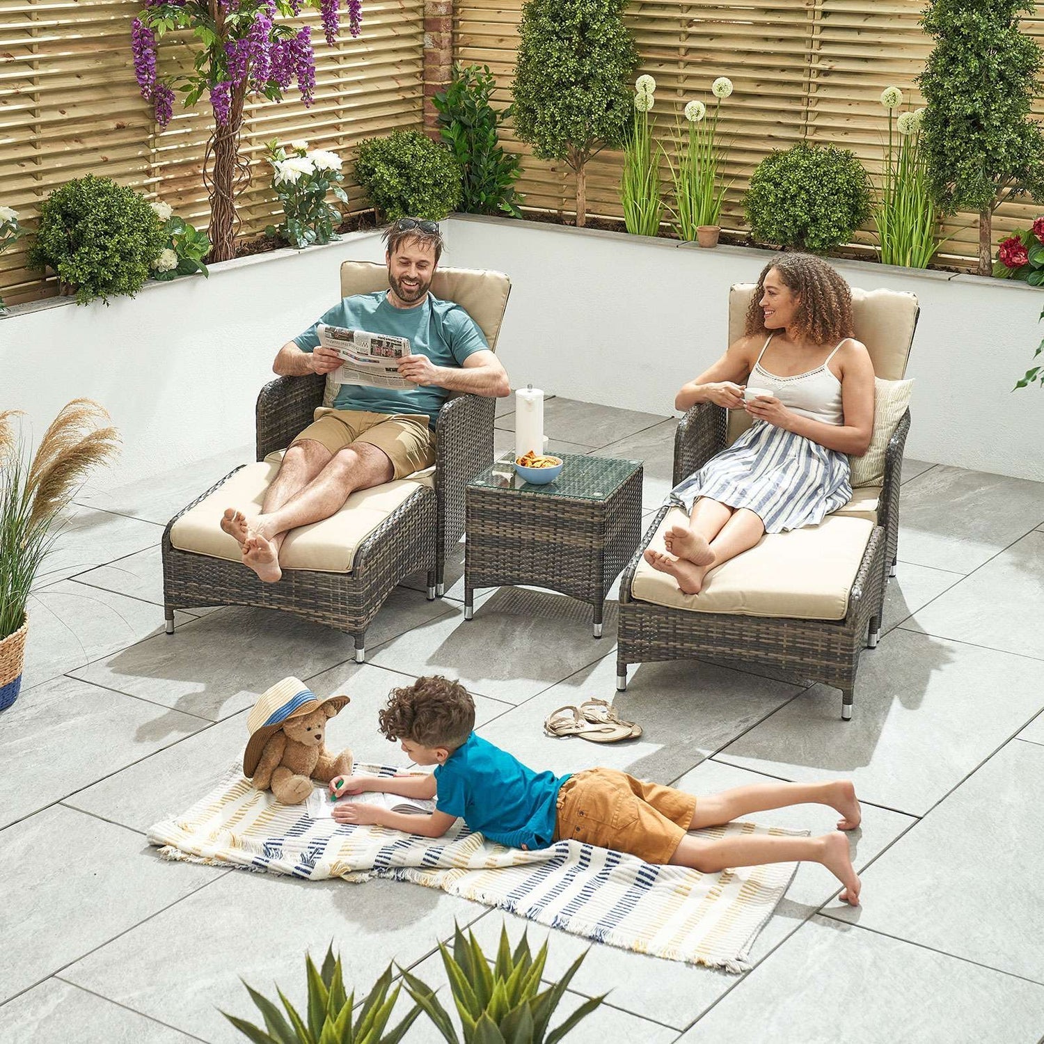 Why Garden Lounge Sets Are Perfect For Relaxing Modern Rattan Ltd