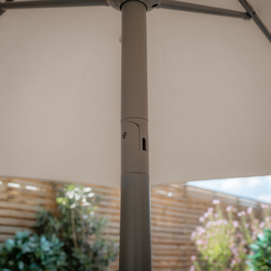 Capri 2.7M Round Parasol With Crank & Twist Tilt