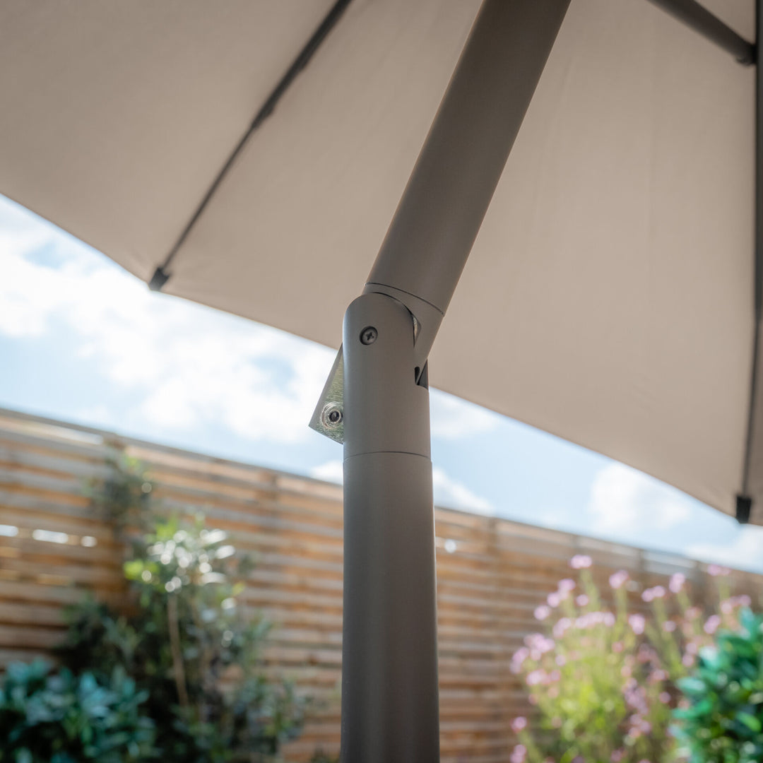 Capri 3.5M Round Parasol With Crank