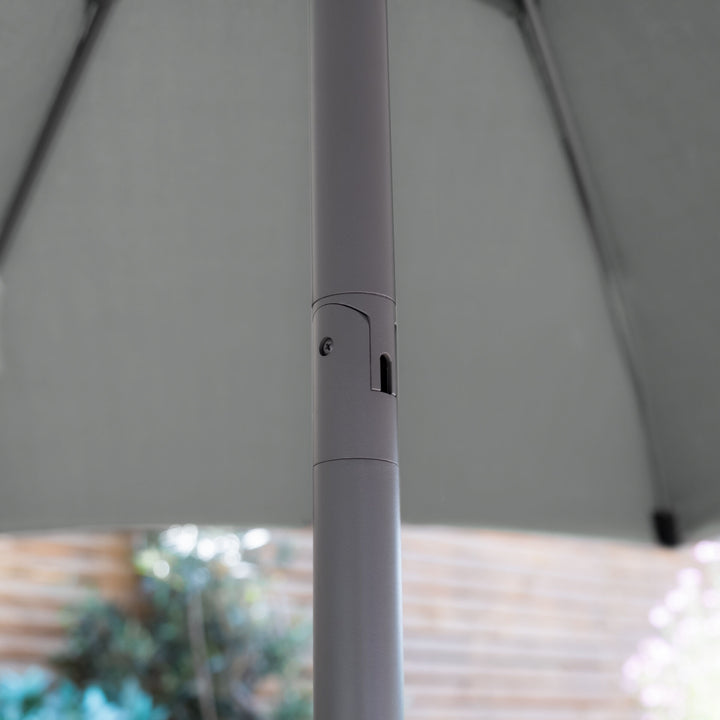 Capri 3.5M Round Parasol With Crank
