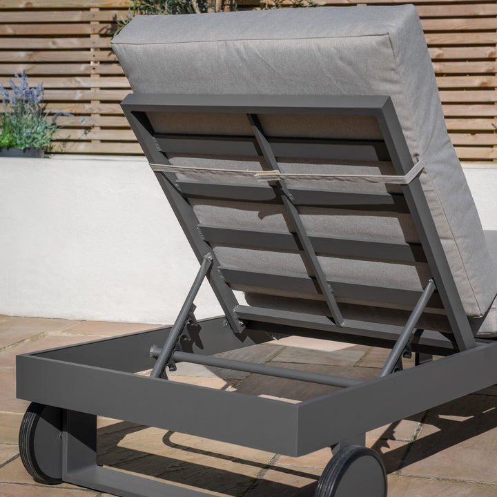 New York Single Sunlounger