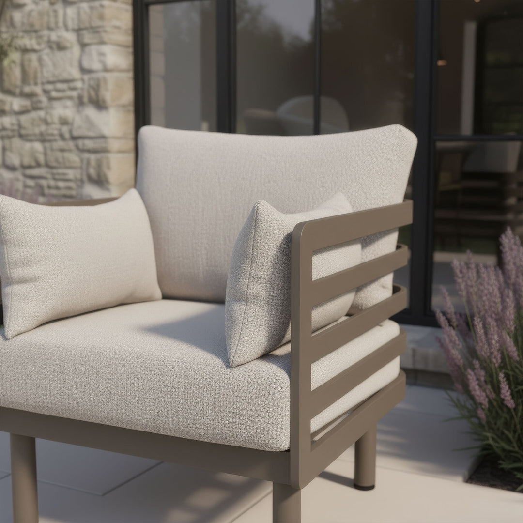 Metro 2 Seat Garden Sofa Set With Rectangular Table