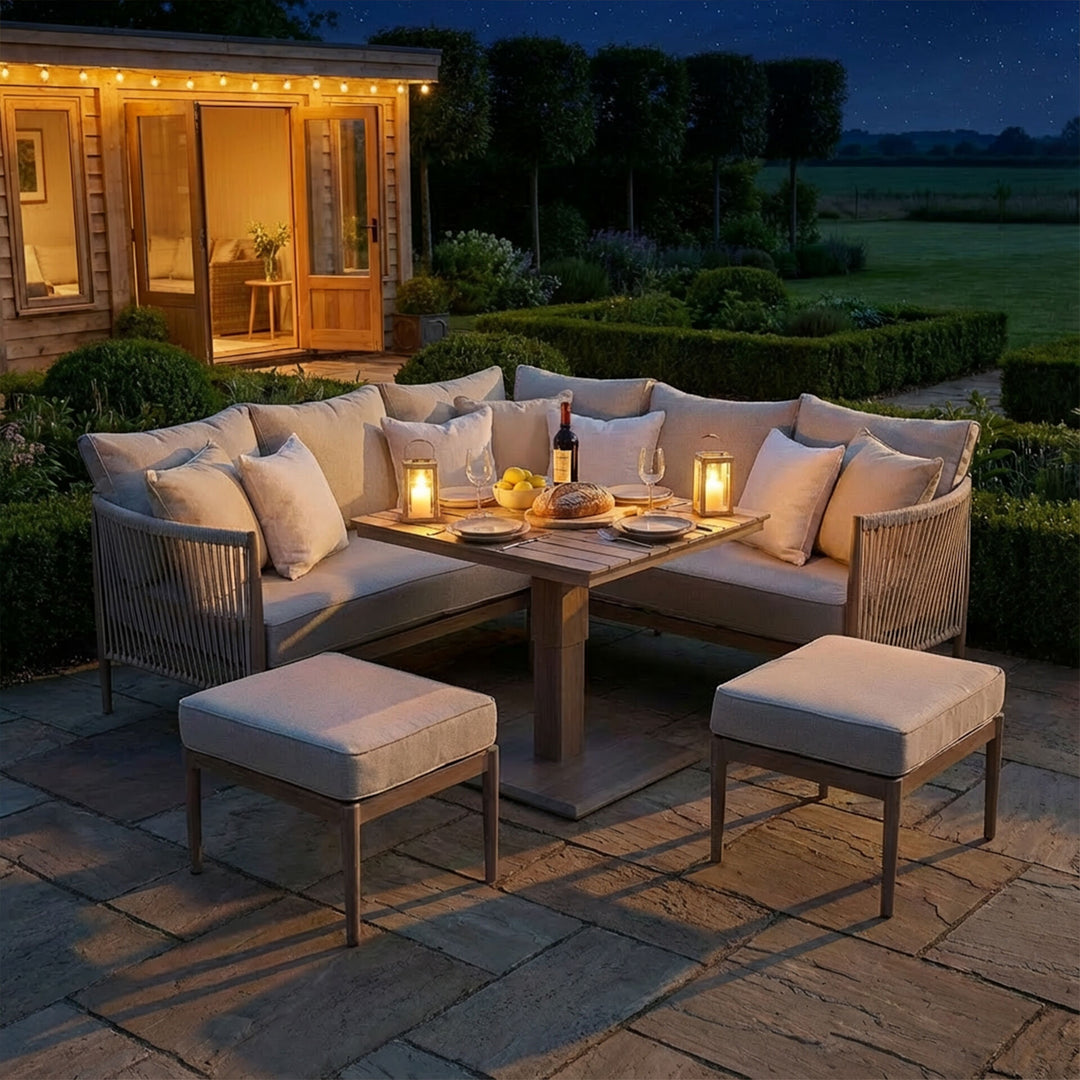 Havana Square Corner Rising Dining with stools