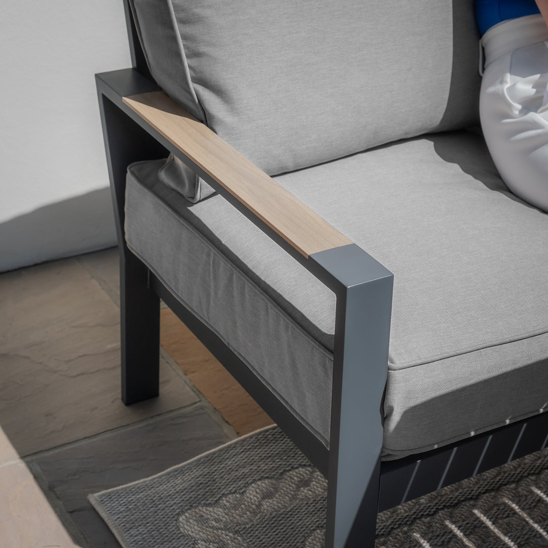 Vancouver Large Corner Dining Set With Rectangular Rising Table