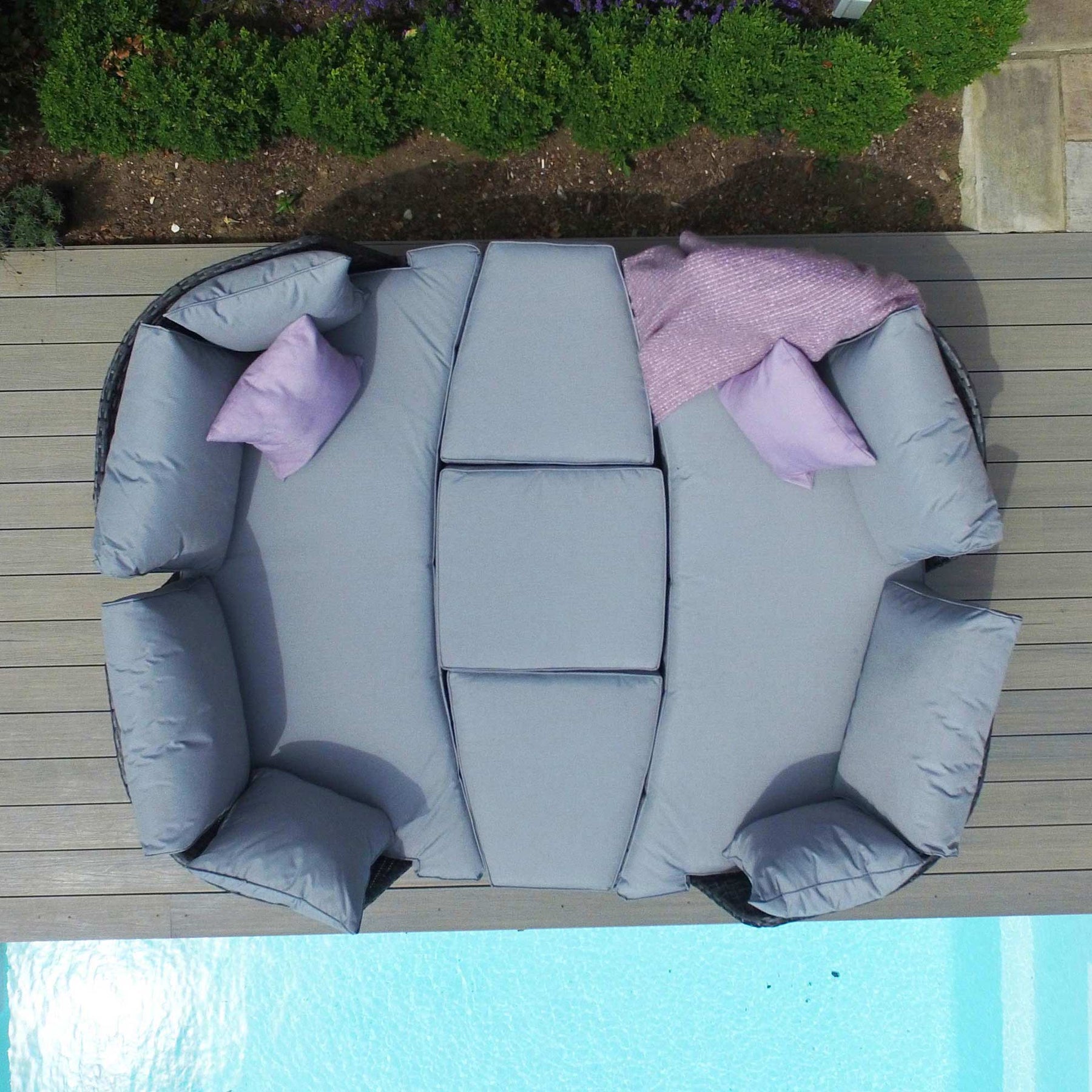 Maze cheltenham daybed discount