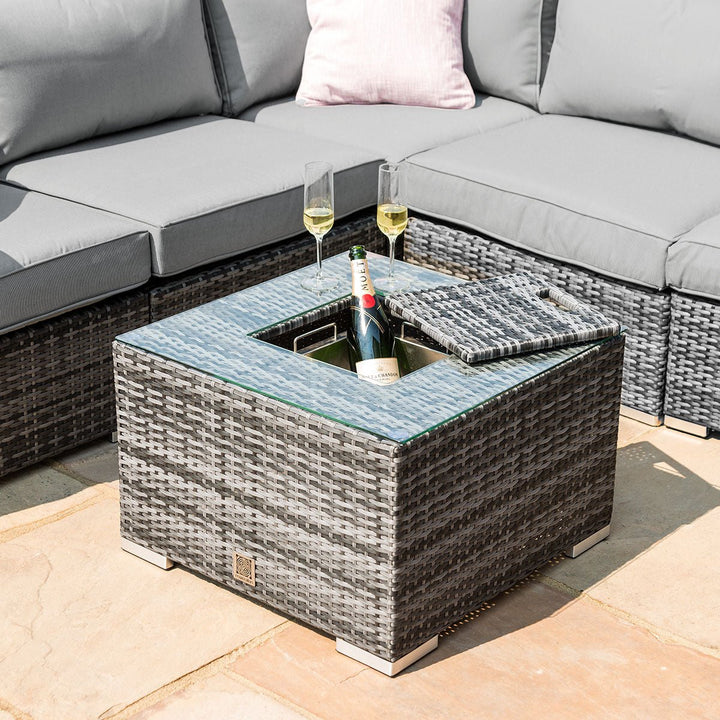 London Corner Group with Ice Bucket and Chair - Modern Rattan