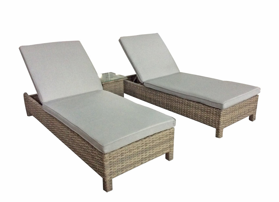 SARENA Pair of sun loungers with table in Natural with Beige cushions - Modern Rattan